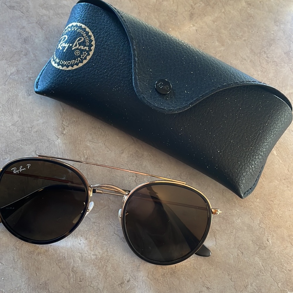 Authentic Raybans - Picture 2 of 4